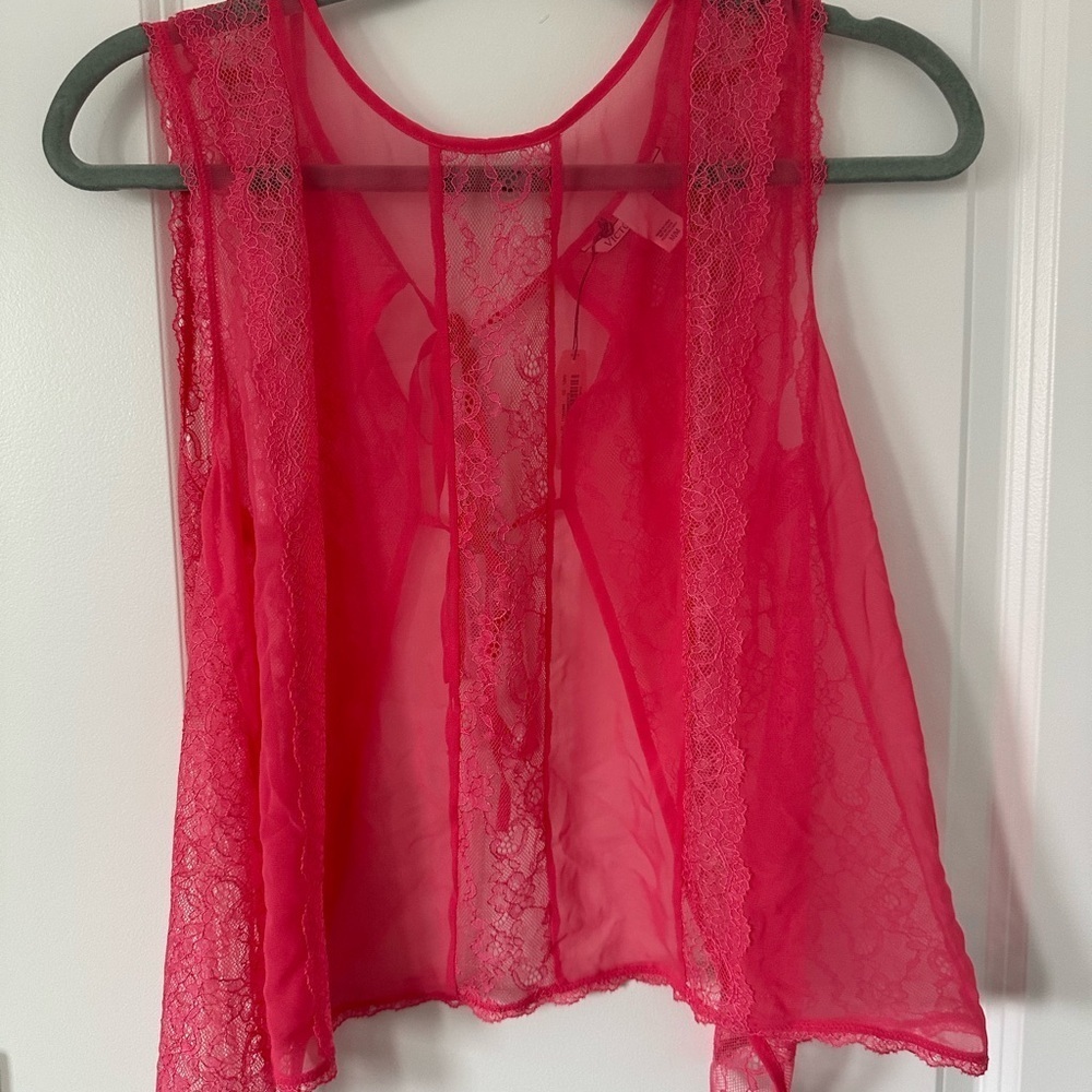 Victoriaâs Secret Womenâs Lace Lingerie Top